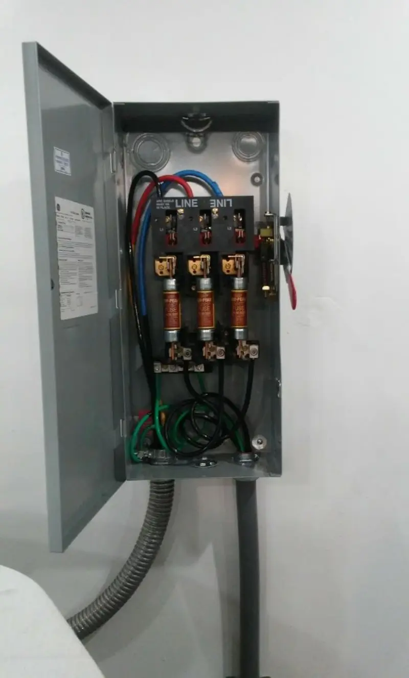 Three-phase disconnect switch installed for Electrical Wiring & Rewiring in St. Thomas